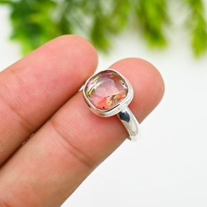 Bague Éternité en Argent Sterling Plaqué Or avec Topaze Taille Cœur de Haute Qualité, Sertie en Bezel, Classique et Tendance, Idéale pour Cadeaux et Fêtes - Product Image 4