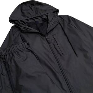 Conjunto Deportivo Cortavientos de Invierno al por Mayor, Ropa Deportiva Urbana con Cremallera Completa, 100% Poliéster, Personalizable con Logotipo Reflectante para Hombre - Product Image 6