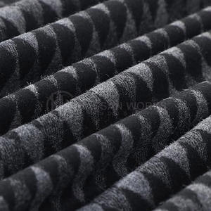 Écharpe d'hiver pour femmes, châle chaud et doux, accessoire pour temps froid, léger, respirant, en polyester, long - Product Image 4