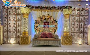Decoración de Escenario para Boda Musulmana Walima, Tema Rojo y Dorado, Escenario para Recepción de Boda, Estilo Real Indio, Decoración para Recepción - Product Image 2