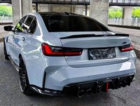 Diffuser Belakang LED untuk BMW G80 G82 M3 M4 2022+ Serat Karbon Bibir Bumper Belakang S9