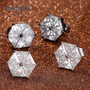 Venta caliente 925 plata esterlina 14K oro blanco Hexagonal Stud pendientes estilo Hip Hop para hombres - Product Image 4