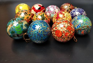 Ornement suspendu en métal durable en forme de cœur pour la décoration intérieure et extérieure de Noël - Product Image 4