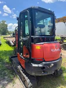 Miniexcavadora Kubota KX033-4 2022: Potencia Compacta con Estabilidad Superior - Product Image 5