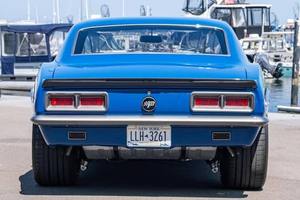 เชฟโรเลต คามาโร คูเป้ ปี 2024 สีดำ R15 สไตล์เรโทร พร้อมด้ามจับแบบ GripReady เพิ่มพลังตามความต้องการ โค้งมนตามรูปร่าง โดดเด่นบนท้องถนน หุ้มด้วยหนัง - Product Image 4