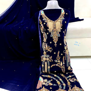 Terciopelo pakistaní mujer ropa hermosa Nakshi Dabka pakistaní mujeres vestido de novia invierno última colección paquistaní - Product Image 1