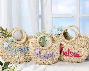 Sac en paille personnalisé pour demoiselle d'honneur : Cadeau de fête de mariage personnalisé - Product Image 2
