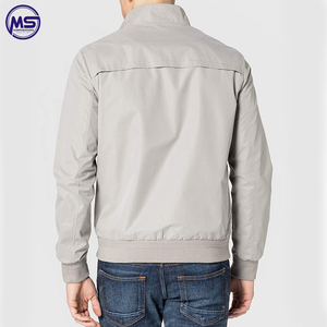 Chaqueta de concha suave ligera para hombre, chaqueta con estampado de logotipo personalizado de alta calidad, nuevo diseño, venta al por mayor, 2022 - Product Image 3
