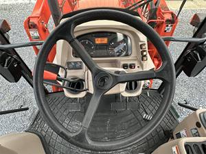 Tractor Usado 2011 para M108S 4WD con Motor de 70HP, Caja de Cambios y Bomba Disponibles - Product Image 5