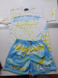Ensemble t-shirt et short en jersey personnalisable pour hommes et femmes avec un design unique et une personnalisation de la taille - Product Image 3