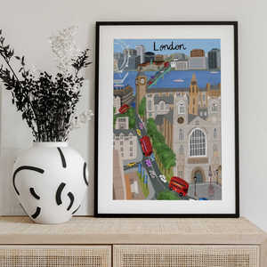 Impression artistique de la ville de Londres de Carla Daly, représentant la vue sur la rivière Thames et le Big Ben, sur papier - Product Image 2