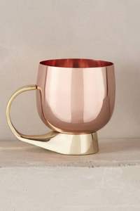 Tasses à Moscow Mule en cuivre, idéales pour les soirées cocktails, offrant une expérience de dégustation authentique avec une finition en cuivre magnifique. - Product Image 4
