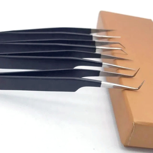 Pince à épiler d'extension de cils avec volume à pointe en fibre de logo personnalisé pince à épiler en acier inoxydable de marque privée avec texture lisse - Product Image 2