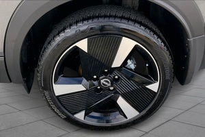 Nissan Kicks SR FWD SUV 2025 Usado - Listo para Enviar - Product Image 6