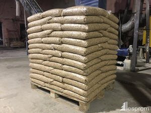 Achetez des granulés de bois 6-8mm en forme de bâton, haute densité (>500kg/m3) - 15kg demi-palette (32 sacs) dans le Cornwall chez Cornish Firewood - Product Image 4