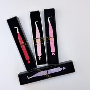 Poudre rouge/rose/violette, design découpé en diamant, acier inoxydable, anti-magnétique, anti-statique, lisse, dentelé, 90 cils, 10 mm - Product Image 2