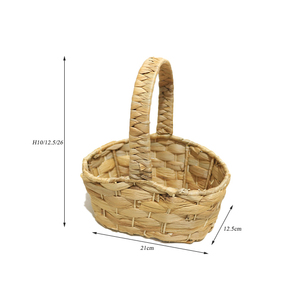 Cesta Ovalada Pequeña de Jacinto de Agua Tejida a Mano de Artex Dong Thap con Asa para Regalo - Product Image 1