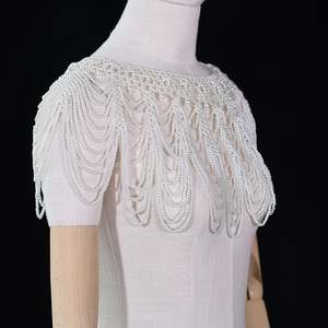 Châle en tricot perlé blanc Bridella VG38A - Drapé doux et enveloppant pour les mariages, les bals et les événements formels - Product Image 1