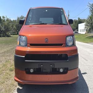 USADO LHD/RHD 1997 HO NDA DE BABAJO - Product Image 1