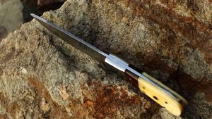 Cuchillo de caza de hoja fija de acero de Damasco de grado industrial hecho a mano, cuchillas desolladoras de acero de alto carbono, cuchillo OEM personalizable - Product Image 3