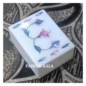 Coffret cadeau nacre blanche en marbre de qualité antique Prix de gros Boîtes à bijoux incrustées de nacre blanche Travail fait à la main - Product Image 1