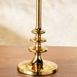 Candelabro de Metal de calidad superior Pilar Chapado en oro Portavelas de aluminio Decoración de Navidad Mesa Portavelas hecho a mano - Product Image 3