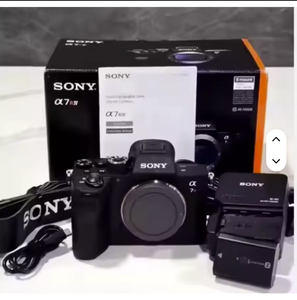 Cámara sin Espejo Alphas A7 IV ORIGINAL NUEVA DE MARCA CON Lente de 28-70 mm Lista para Enviar y en Stock - Product Image 1