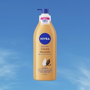 Lait corporel nourrissant intensif, hydratation longue durée, lait corporel au beurre de cacao Nivea, avec un parfum chaud de cacao - Product Image 6