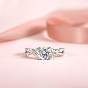 Bague de fiançailles personnalisée Jeulia en platine avec bande torsadée et diamant taille Asscher - Product Image 6