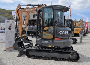 รถขุดขนาดเล็กมือสองคุณภาพสูงราคาประหยัด รุ่น CX60D พร้อมระบบตรวจสอบระยะไกล สำหรับงานดินร้อนแรง ขายดี - Product Image 3