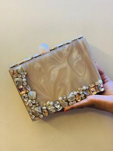 Bolso de Mano de Resina Estilo Bohemio de Lujo para Mujer, con Botón de Perla, Cierre de Cremallera, Diseño Portátil para Bodas y Ocasiones Especiales - Product Image 3