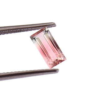 Baguette de turmalina bicolor de calidad AAA, piedra preciosa suelta de 0,8 quilates para la fabricación de joyas - Product Image 3
