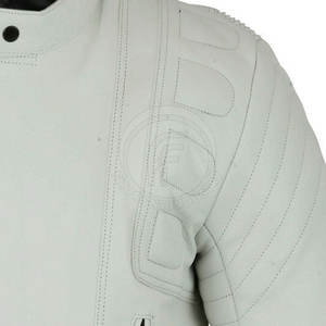 Chaqueta de moto de cuero genuino impermeable de temporada de invierno para hombre hecha a medida con logotipo a prueba de viento para ropa de carreras de automóviles - Product Image 5