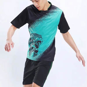 100% Polyester bleu blanc respirant nouveau Design Sublimation jeunesse hommes femmes maillots à séchage rapide Kits d'uniformes de football courts - Product Image 4