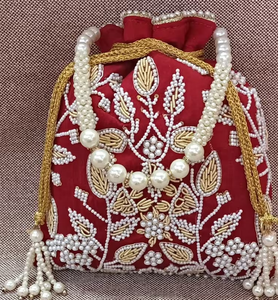 กระเป๋าผ้ากำมะหยี่ปักลายใส่ทำงานไข่มุกสำหรับผู้หญิงกระเป๋าหูรูดสำหรับเป็นของขวัญกระเป๋าคลัทช์ตอนเย็นสินค้ามาใหม่ - Product Image 1