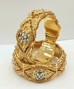 Venta al por mayor 24K chapado en oro brazaletes de latón inoxidable de alta calidad elegante joyería de moda pulseras - Product Image 4