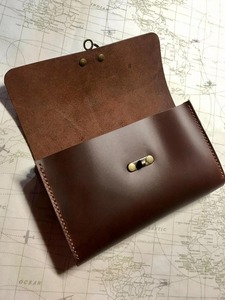 Bolso de mano de cuero genuino de alta calidad hecho a mano con diseño tallado, embalaje de logotipo personalizable para regalos de fiestas nocturnas de mujer - Product Image 2