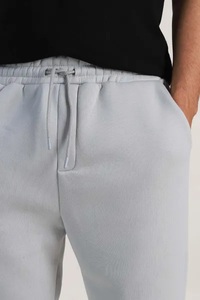 Pantalones deportivos Pantalones largos en algodón Denim Ajuste suelto con patrón recto para primavera y otoño Pantalones casuales estampados para hombres - Product Image 4