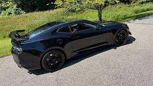 USADO LHD/RHD 2023 CHEVR0LET CAMARO ZL1 COUPE - Product Image 3