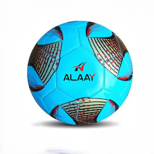 Balón de fútbol de cuero de PVC Alaay tamaño 5 para entrenamiento al aire libre y deportes con alta retención de aire Impresión de logotipo personalizable - Product Image 1