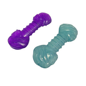 Jouet à mâcher durable en os plat pour chien TPR avec fonction grinçante Jouet moderne en plastique de silicone pour le nettoyage des dents emballé dans un sac - Product Image 2