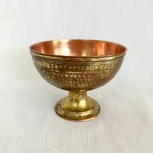 Bol de service en cuivre pour les restaurants ou l'usage domestique lors des célébrations culturelles avec un accent sur l'artisanat - Product Image 6