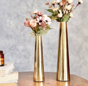 Ensemble de vases à fleurs modernes en fer doré Vases en métal de haute qualité à prix économique - Product Image 3