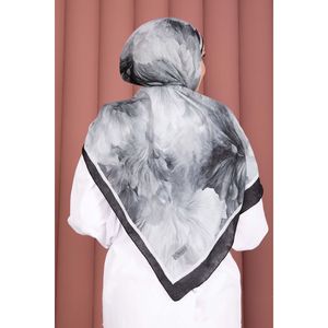 ชุดเครื่องประดับศีรษะและผ้าพันคอสีดำลายดอกไม้เอลซ่า - Product Image 3
