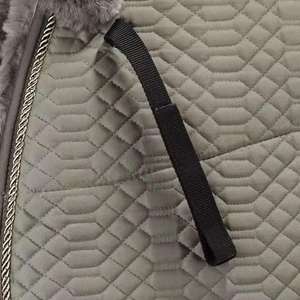 Manta Impermeable para Silla de Montar con Bolsillo |   Almohadilla de Montar Acolchada con Almacenamiento para Entrenamiento Ecuestre en Senderos y Exteriores - Product Image 4