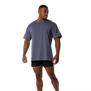 Vente chaude T-shirts noirs personnalisés pour hommes Chemise de sport durable pour hommes de style personnalisé pour la vente en ligne - Product Image 1