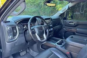 G-M-C S-i-e-r-r-a 3500HD D-e-n-a-l-i Crew Cab 4-x-4 2021 - Product Image 5