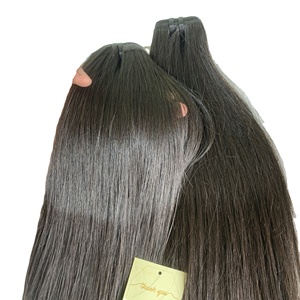 Tissage en lot brésilien naturel lisse et soyeux, Extension de cheveux 2023 naturels - Product Image 1