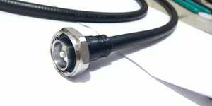 Cable de puente SuperFlex DIN M a Mini DIN M 3Mtr Cables de comunicación de 1/2 pulgadas - Product Image 3