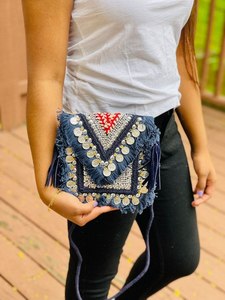 Eco-Yute Sling Shoulder Cross-Body Gypsy Chic Bag con algodón Banjara Tassels Regalo del día de San Valentín Cuentas blancas Bolsa de monedas de plata - Product Image 3